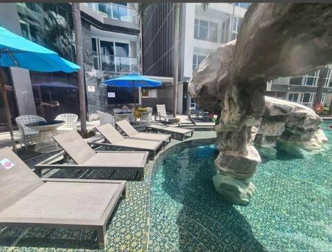 Centara Avenue 2 Bedrooms Pool View Pattaya Exterior foto